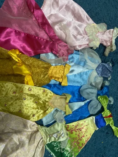 Vestidos de bonecas