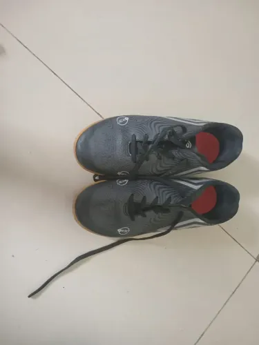 Chuteira Umbro 35