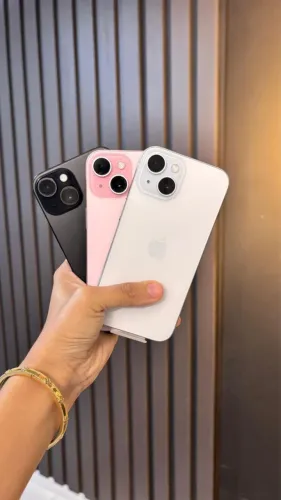 iPhone 15 128GB