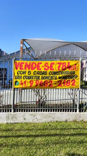 Terreno com 5 casas excelente localizacao 784 m2
