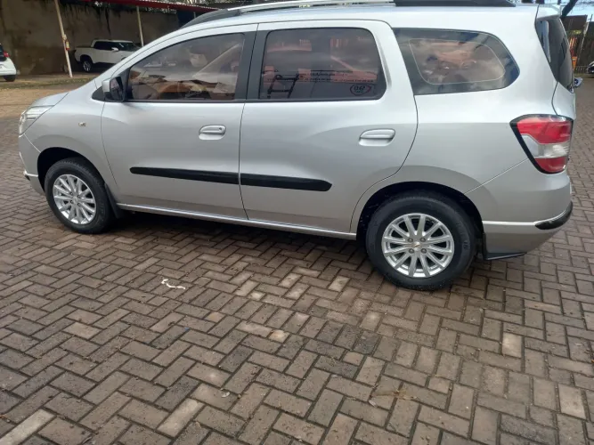 Chevrolet Spin LT 1.8 8V Econo.flex 5P Aut. 2014