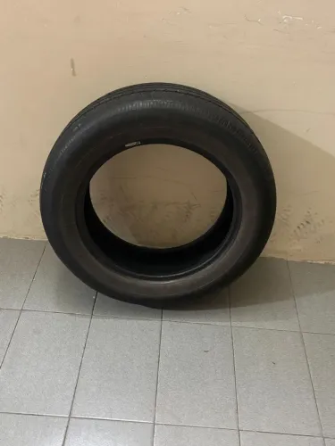 Pneu bom estado, 205/60 aro 16