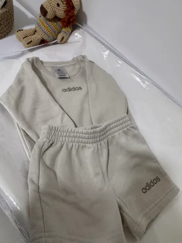 Conjunto adidas