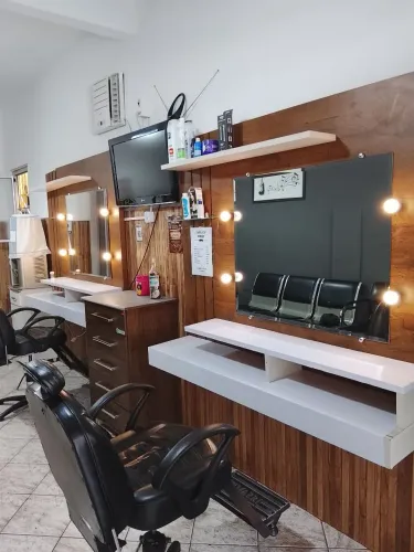 OPORTUNIDADE PARA BARBEIRO 