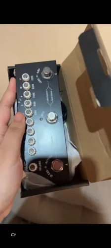 Pedaleira Cube Baby -(Pedal de efeitos)
