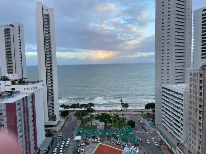 Imóvel para aluguel possui 150 metros quadrados com 4 quartos em Boa Viagem - Recife - PE