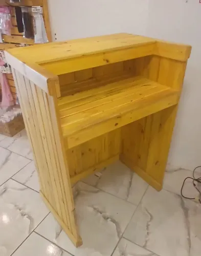 Vendo balcão de atendimento de pallet