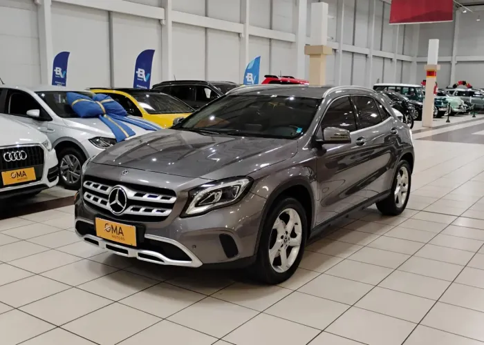 Mercedes-Benz GLA-200 GLA 200 Night 1.6. TB 16V Flex Aut. 2019