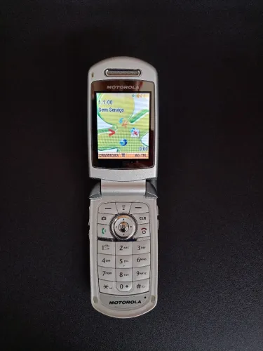 Celular antigo Motorola Flip E815 nunca usado com todos acessórios e case coleção raridade