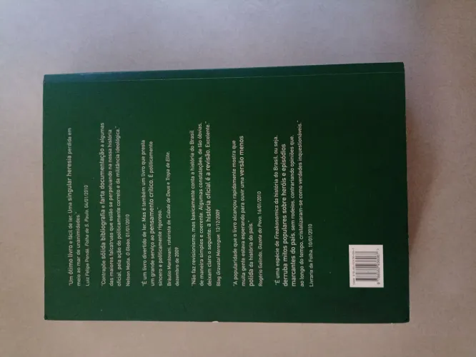 Livro Guia politicamente incorreto da história do Brasil