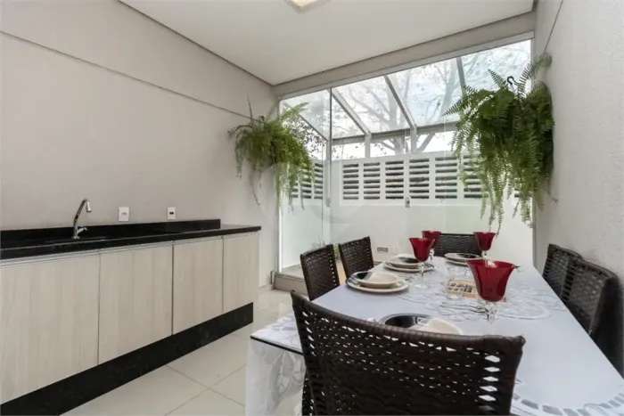 Apartamento à venda com 3 quartos, sendo 1 suíte, no condomínio Varandas Vila Carrão, São 