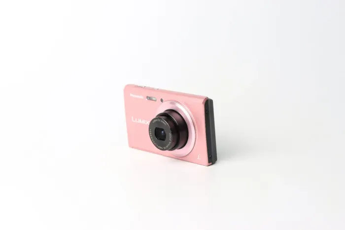 Câmera Lumix DMC FH10 rosa (defeito)
