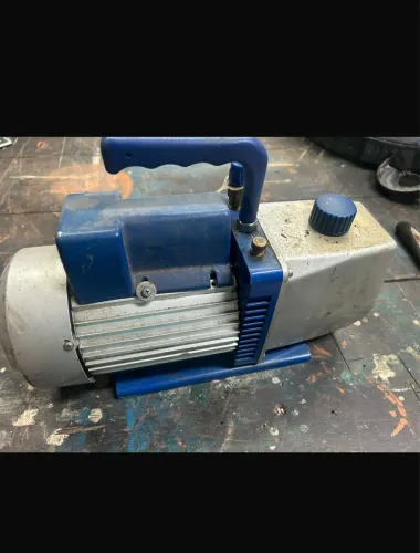 Vendo bomba de vácuo 15P