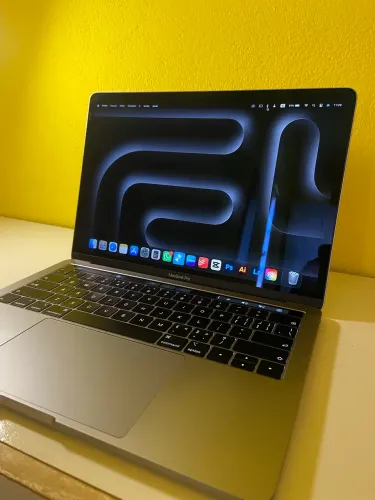 MacBook Pro 13" 2019 i5 | 16GB RAM | SSD 256GB | Bateria Normal | Excelente Estado