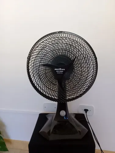 Ventilador Britânia Turbo 30cm funcionando perfeitamente?