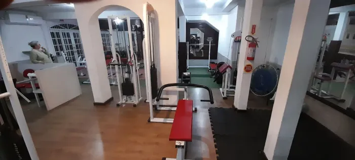 Combo de Aparelhos de Musculação