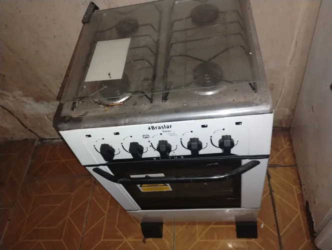 Fogão 4 quatro bocas a gás