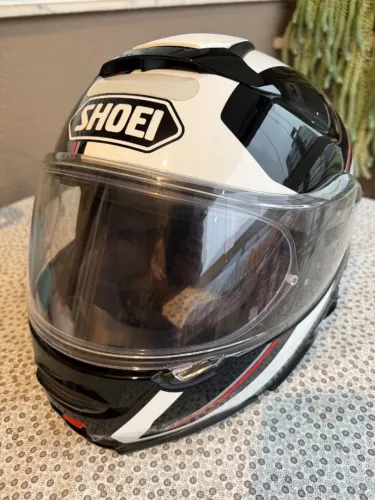 Capacete SHOEI vendo
