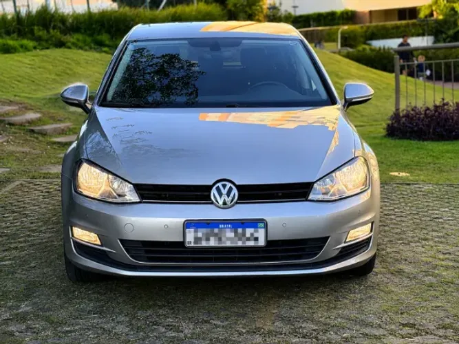 Volkswagen Golf Comfortline 1.0 TSI Total Flex Mec. 2017
