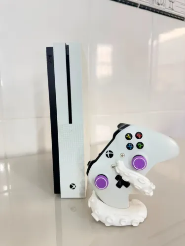 Xbox One S 512GB + Controle Original
