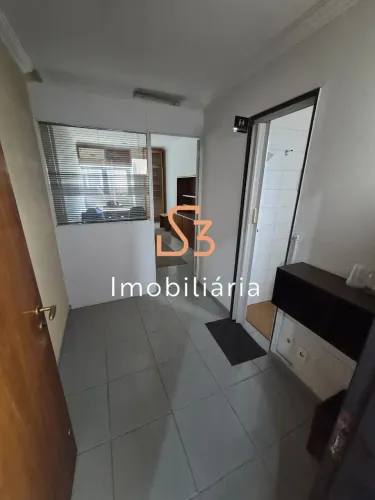 Sala Comercial para Locação no Centro de Uberlândia-MG: 1 Sala com 40m² - Imperdível!