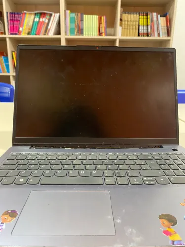 Notebook Lenovo IdeaPad 3 15,6'' 4GB RAM - Funcionando"
