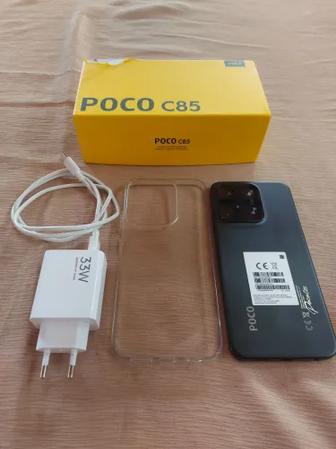 Vendo Poco C85 4G - 16GB RAM (8+8), 256GB de memória.