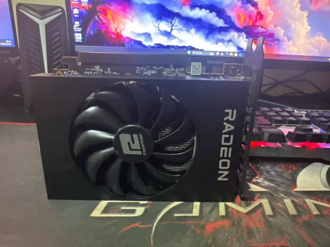 Placa de vídeo RX6500 XT