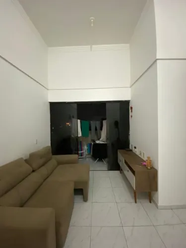 Espaço em apartamento compartilhado TEMPORÁRIO