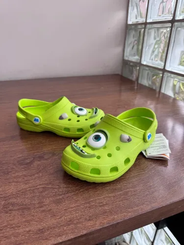 Crocs Mike Wazowski monstros s.a num 36-37
