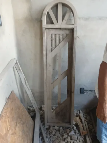 Ceteira maciça massaraduba 40cm