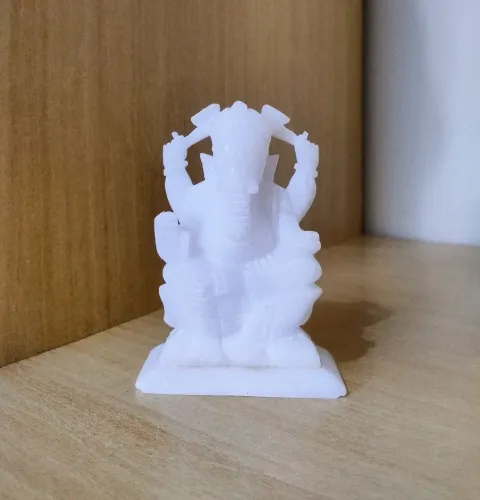 Estátua de Ganesha, em Pedra Sabão branca.