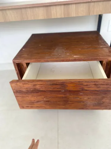 MESA DE CABECEIRA / MESA DE CANTO