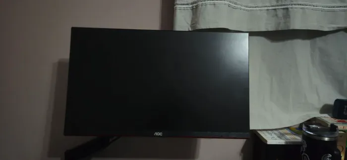 AOC HERO 144HZ 1MS 24" PERFEITO ESTADO SEM DEAD PIXEL ALGUM