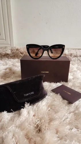 Óculos de Sol Tom Ford Izzi (FT0845) Original 