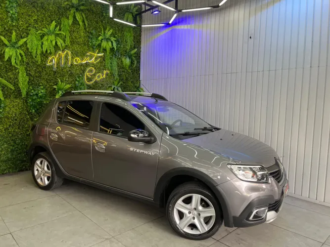Renault Stepway Zen Flex 1.6 16V Mec. 2024