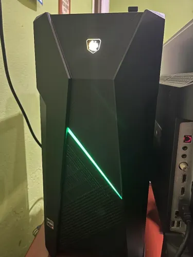 PC Gamer Ryzen 5 3600 + RX 6600M 8GB
