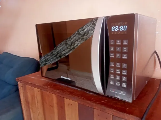 Microondas SEMI NOVO