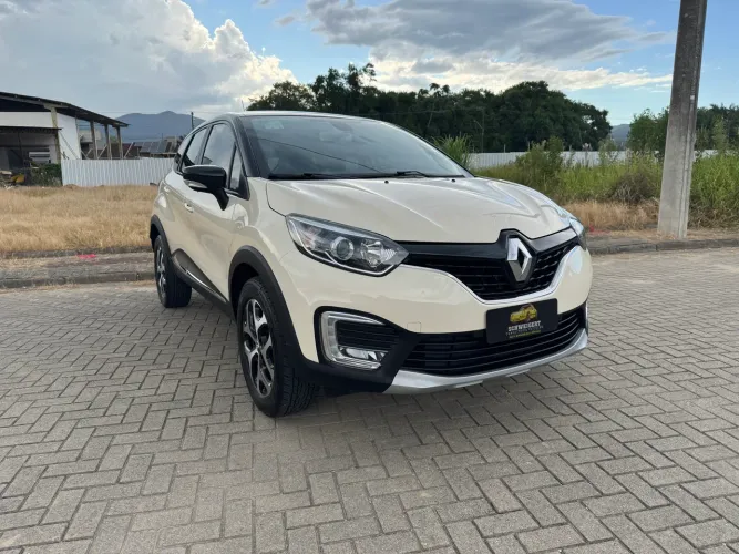 Renault Captur Intense 2.0 16V Flex 5P Aut. 2018