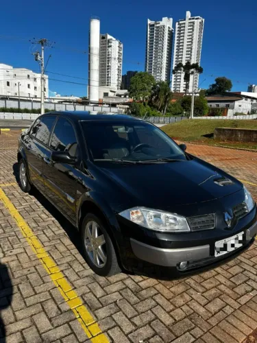 Renault Megane Sedan Dynamique Hi-flex 1.6 16V 2008