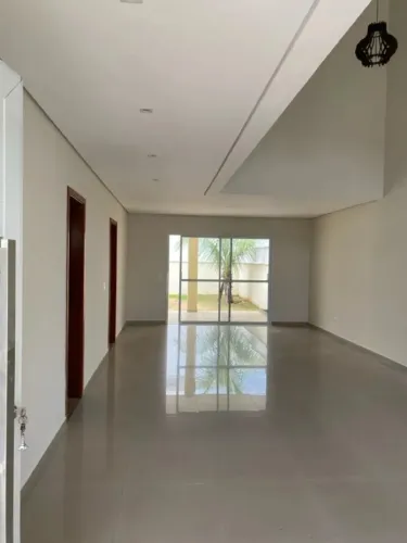 Sobrado à venda no Condomínio Villa do Bosque, em Sorocaba -SP.