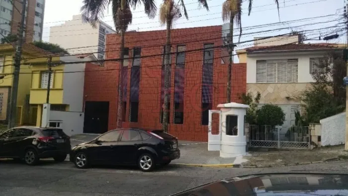 Imóvel Comercial comRenda à Venda no Sumaré - SP com 210 m²
