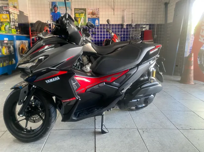 Yamaha Aerox ABS Connected 2026