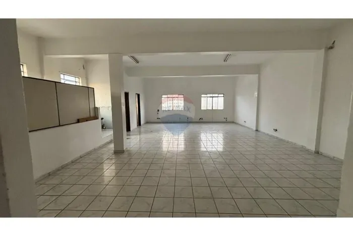 Prédio Comercial de 438m² com 4 Pavimentos - Próximo ao Metrô Brasilândia - Ideal para Inv
