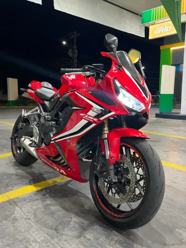 CBR 650 R