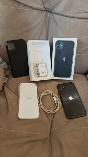 iPhone 11 64GB - Impecável + Acessórios Completos!