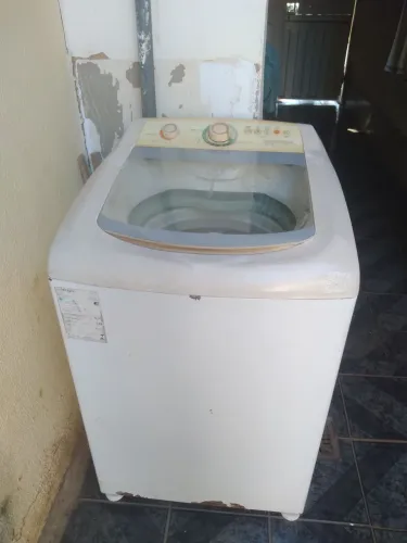 Máquina de lavar em perfeito estado