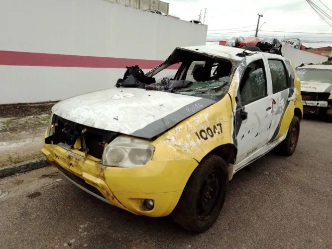 Sucata Duster 2.0 4x2 2013 Para Retirada De Peças
