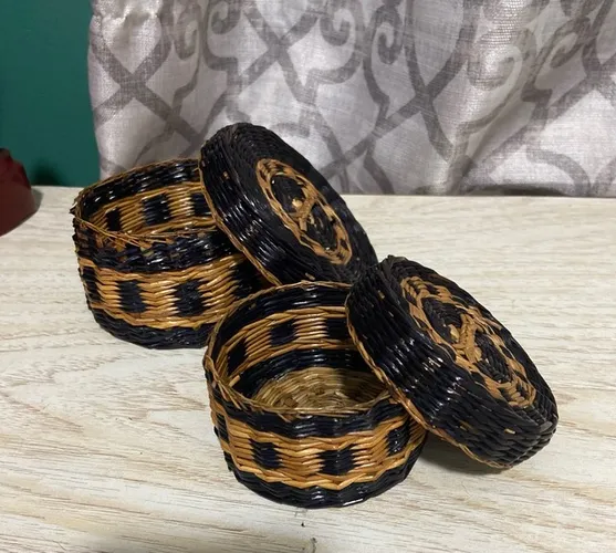 2 cestinhas de fibra