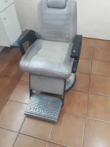 Cadeira de cabeleireiro Ferrante